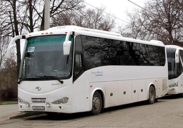 Arendovat-avtobus-v-Moskve